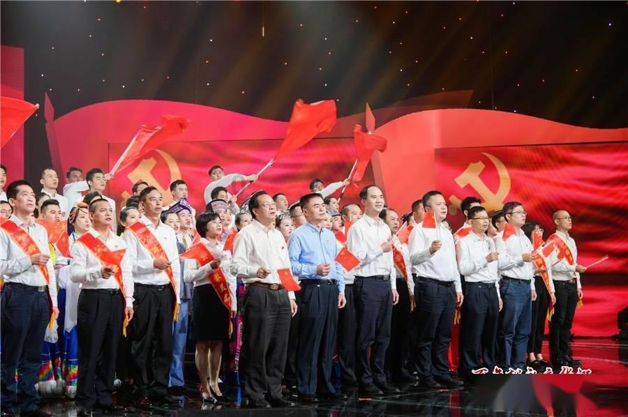 罗马诺：热刺签布鲁日18岁前锋努萨将进入关键阶段